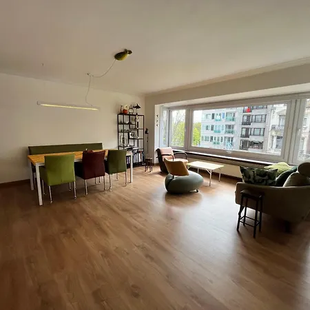 Charming 2-bedroom In The Heart Of T30 * 오스텐드