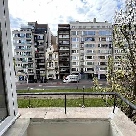 Charming 2-bedroom In The Heart Of T30 * 오스텐드