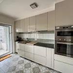 Charming 2-bedroom In The Heart Of T30 Oostende