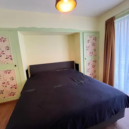 Charming 2-bedroom In The Heart Of T30