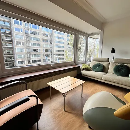 Apartment Charming 2-bedroom In The Heart Of T30