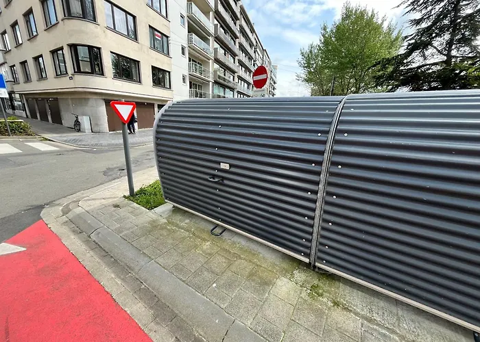 Appartement Charming 2-bedroom In The Heart Of T30 Oostende