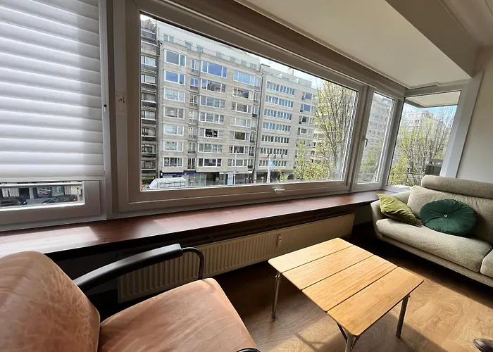 Charming 2-bedroom In The Heart Of T30 Appartement *